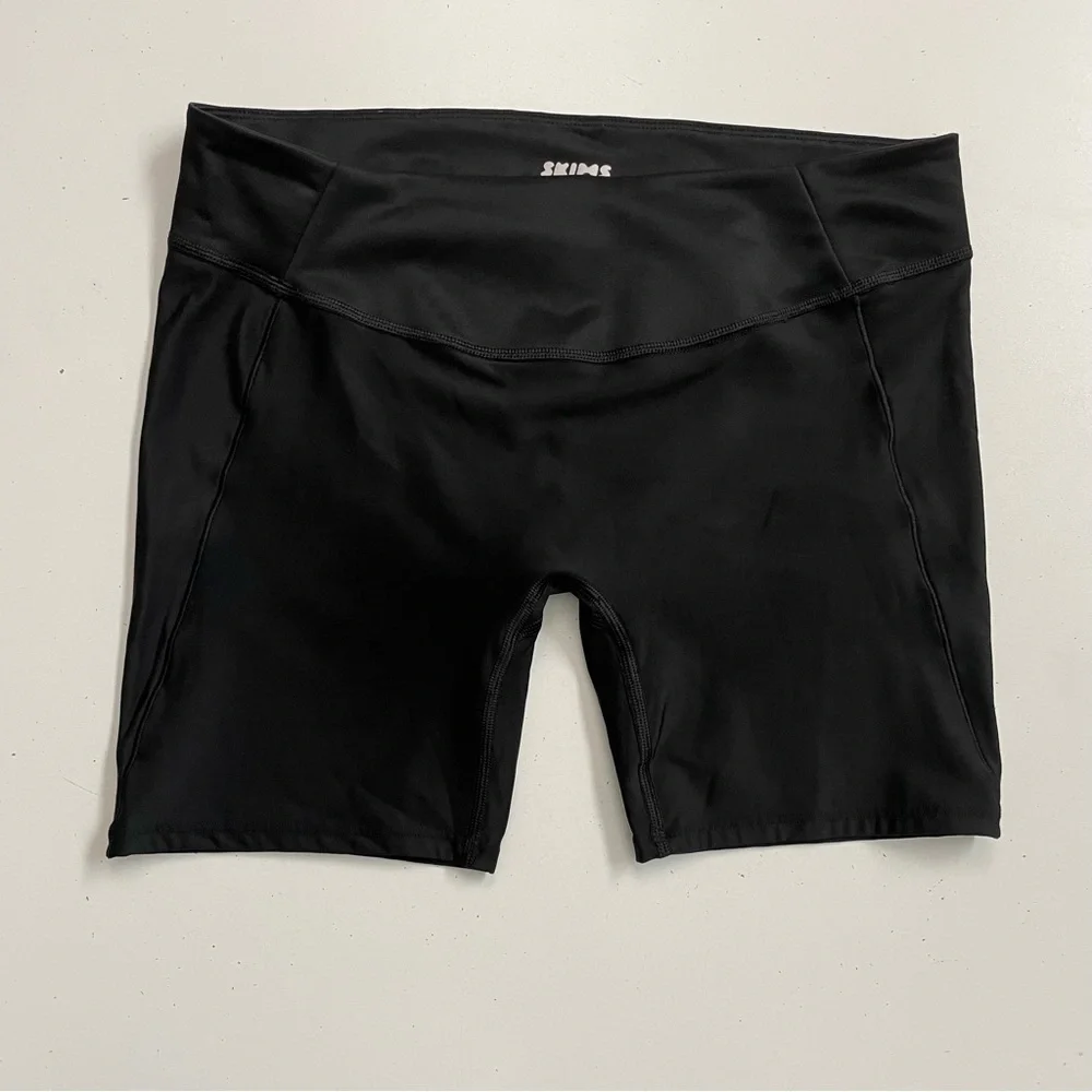 Skims Biker Shorts Boxer High Performance Athletic Shaper Exercise Black